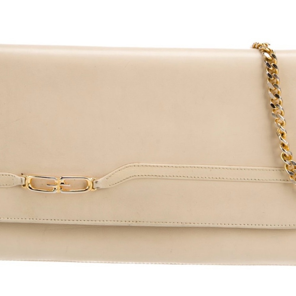 Elegant Cream Chain Strap Women's Bag
